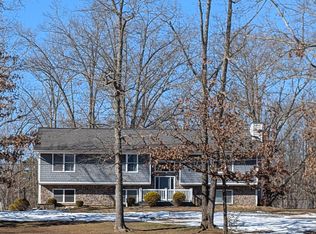 206 Christopher Dr, Cadiz, KY 42211