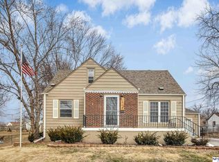 2864 Hanover St, Omaha, NE 68112