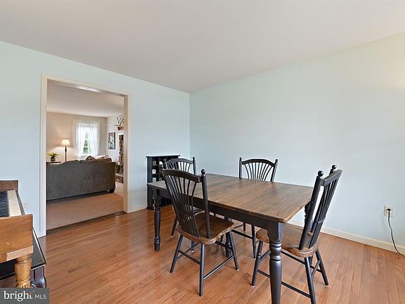 5th image of 289 Willow Dell Ln