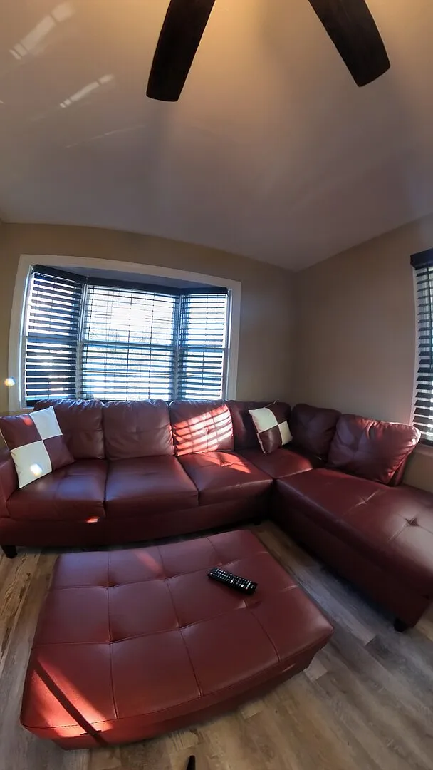 KingBed/4Bedroom/No Stairs BedsnBath/7Sleeper — Photo 1