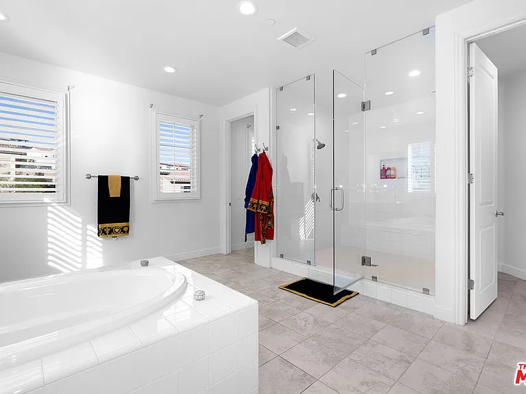 20234 Jubilee Way — Photo 20