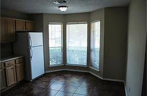 3rd image of 325 Angelina Dr