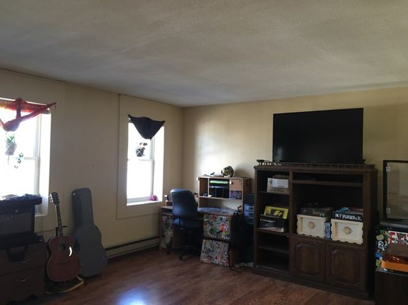 102 2nd Ave #2