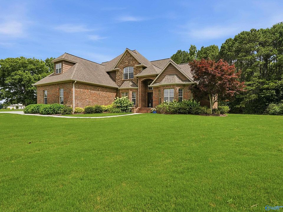 1st image of 198 Worthington Ln