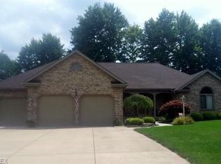 2229 Crestmont Dr, Girard, OH