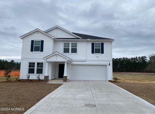 224 Walters Run Dr, Raeford, NC 28376