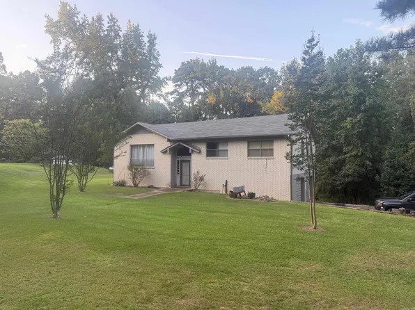 746 Unity Rd, Arkadelphia, AR 71923