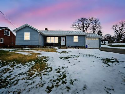 19 Orchard Ln, Uniontown, PA, 15401