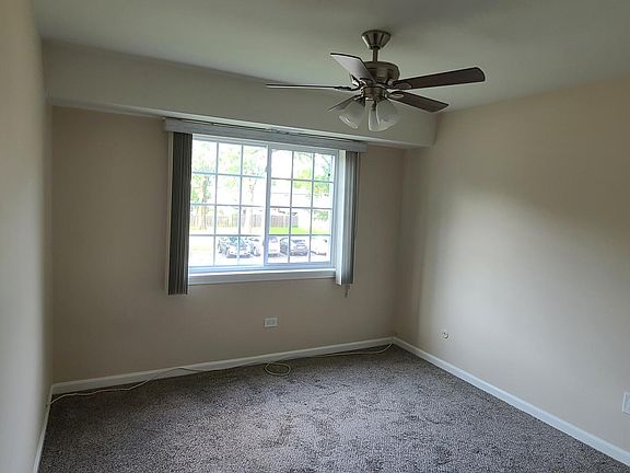 4th image of 1625 N Windsor Dr