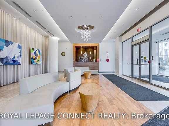 3rd image of 62 Forest Manor Rd #707