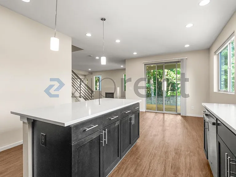 10604 SE 187th Pl — Photo 6