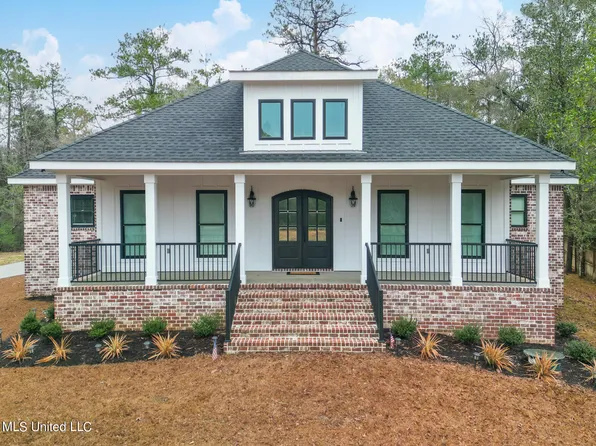 12893 Woodland Cir, Diberville, MS 39540