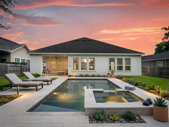 242 Marble Garden Ln, Conroe, TX 77304