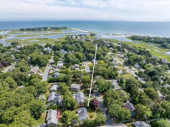 68 Fifth Avenue, West Hyannisport, MA 02672