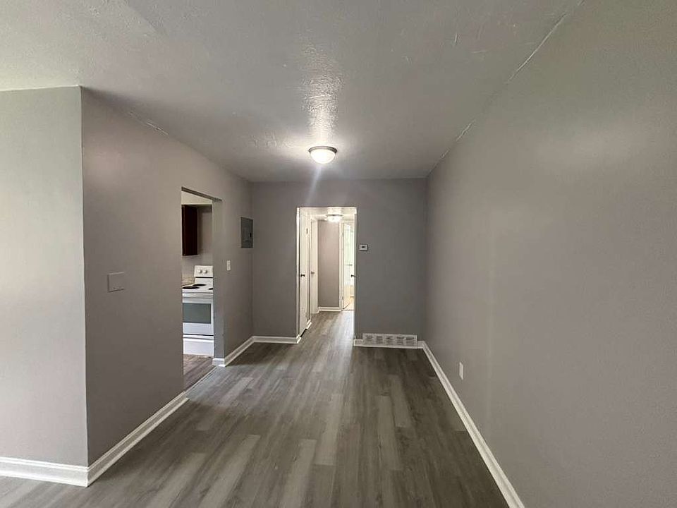 1st image of 848 Linn Dr APT 2