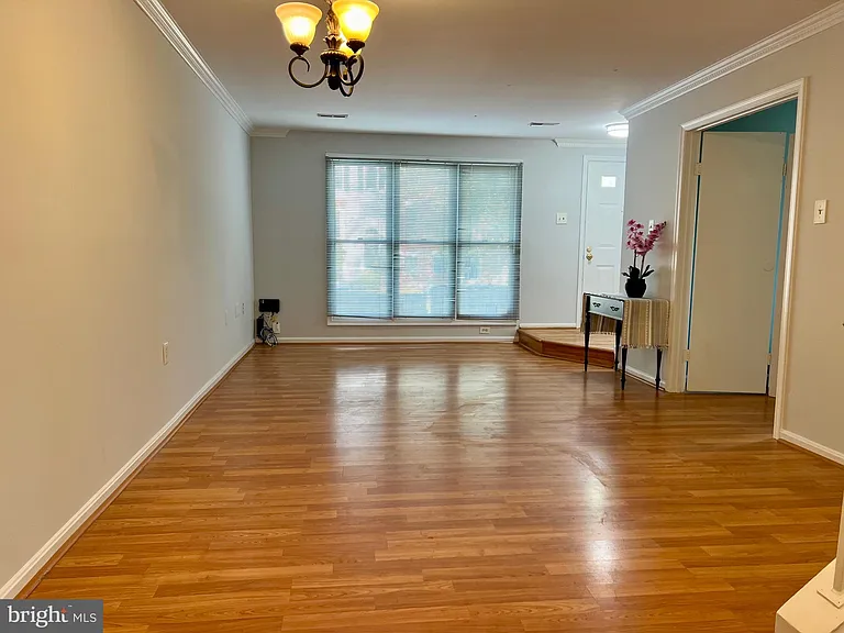 10448 Rapidan Ln — Photo 3
