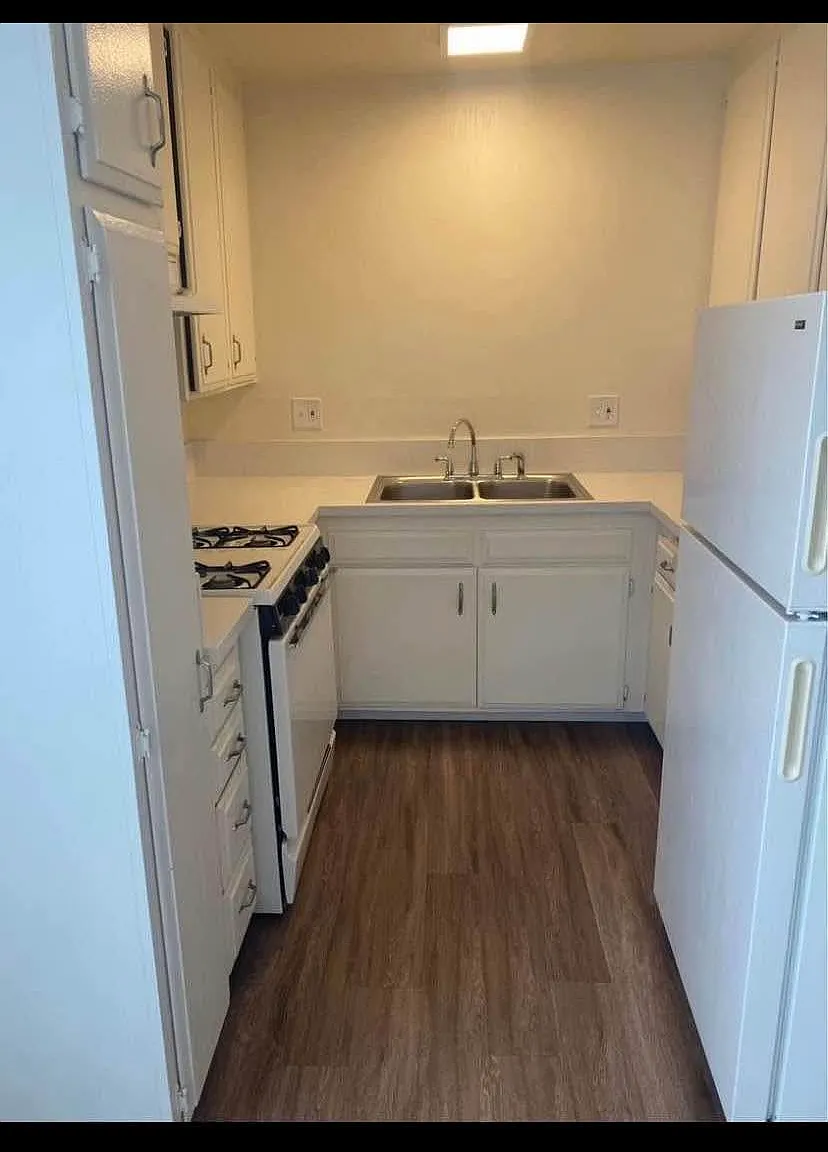 The Gardens II Apartments — Photo 3