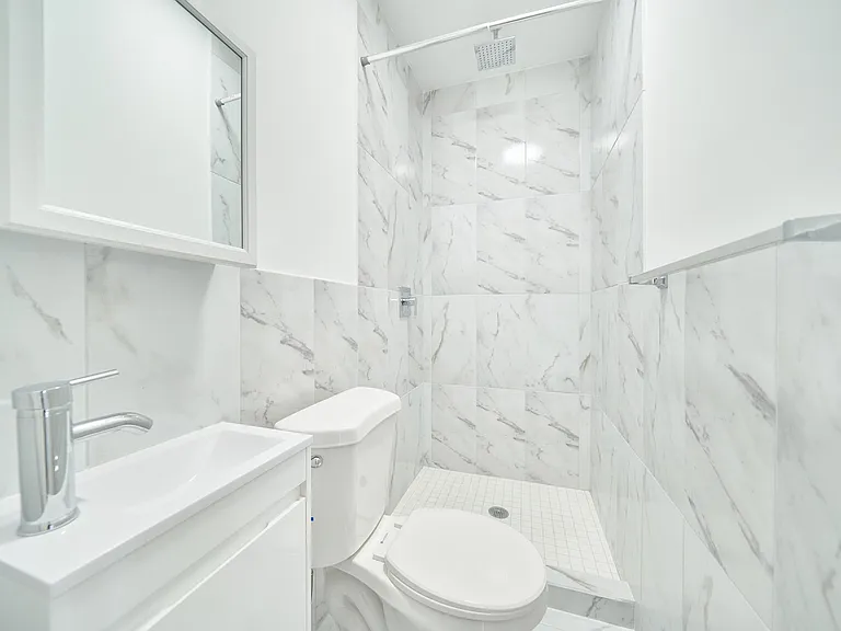 153 Norfolk St #2C — Photo 4