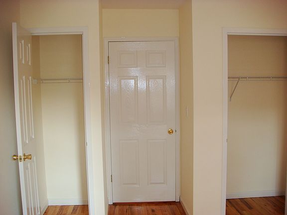 5th image of 2534 27th St APT 4A