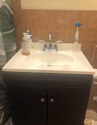 4th image of 1015 Essex St SE APT 210