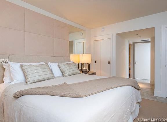 3rd image of 102 24th St APT 1010