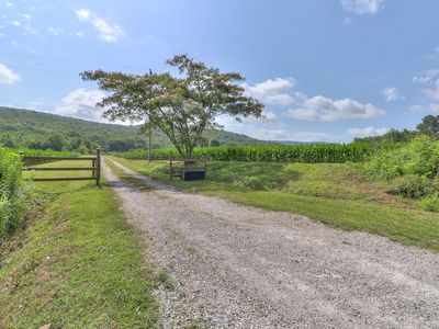 5928 Hillsboro Viola Rd, Manchester, TN, 37355