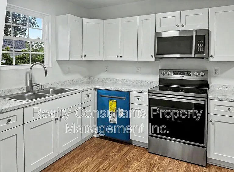3248 Chandler St — Photo 8