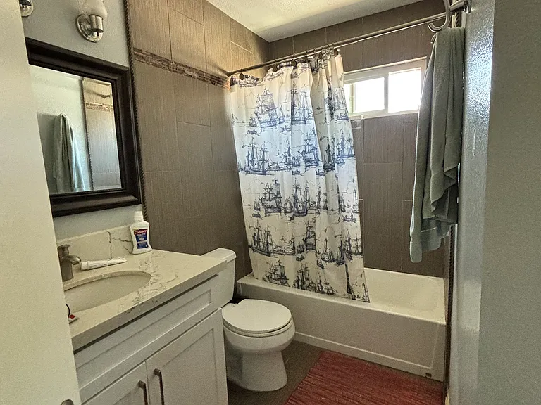 11211 Woodrush Ct — Photo 9