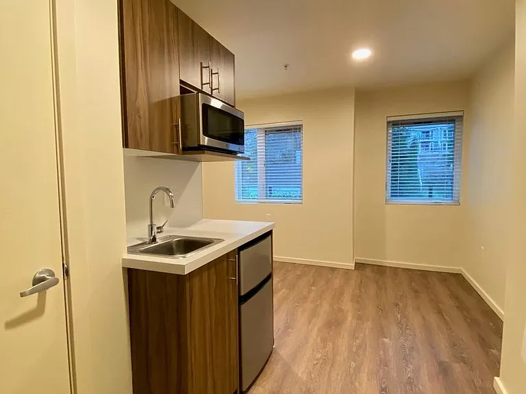 Plaza Apartments — Photo 132