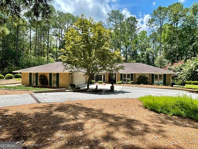 1st image of 23 Whippoorwill Dr