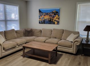 19 N Kings Dr, Fountain Inn, SC 29644