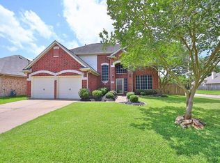 639 Wheelhouse Dr, Stafford, TX 77477