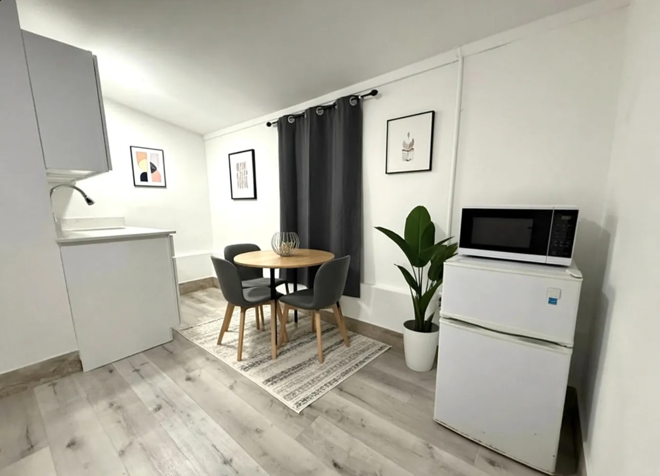 Studio, 100 sqft, $1,000 — Photo 2