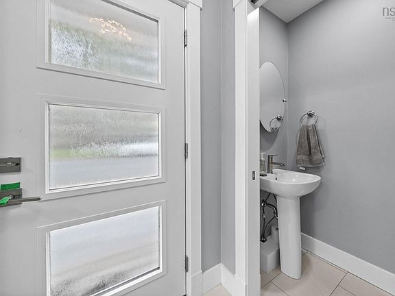 4th image of 5 Kilbirnie Ln
