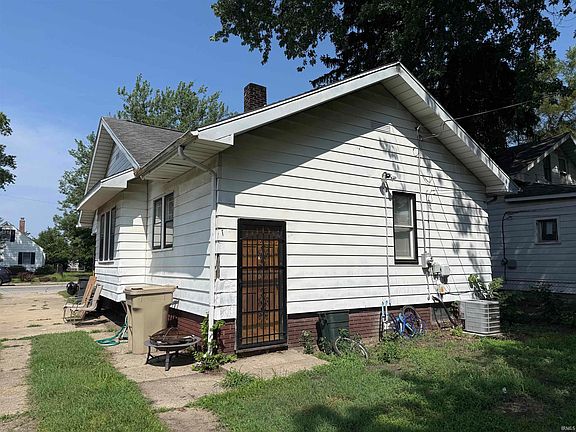 2nd image of 750 N Olive St