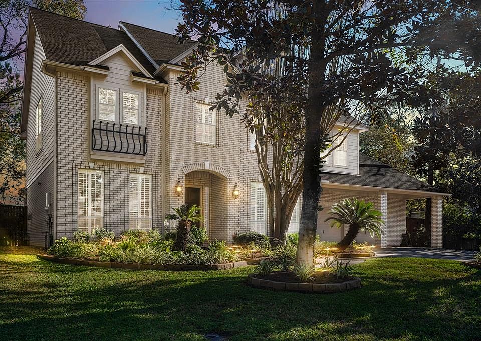 Welcome home! Beautiful fresh landscaping front and back! This home offers 4 bedrooms, 3 full baths and 2 half baths. Close to hiking and biking trails and Champions Golf Course.
