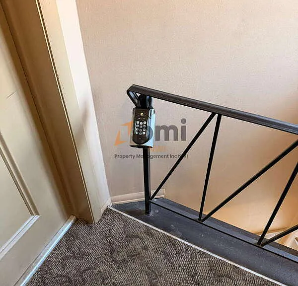 111 Harrington Ave #8 — Photo 9