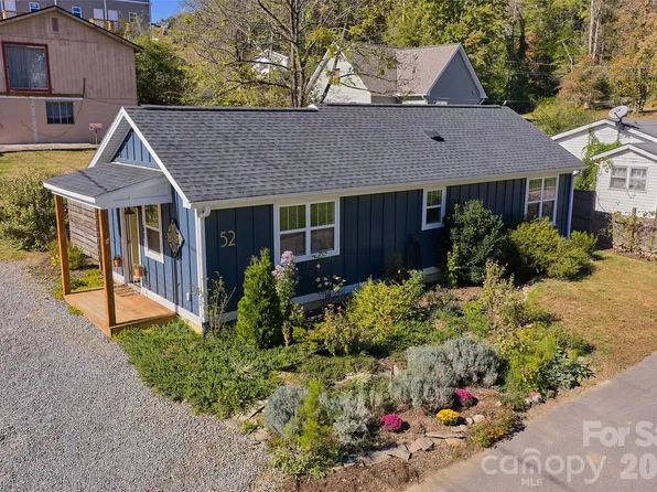 52 North Ln, Brevard, NC 28712