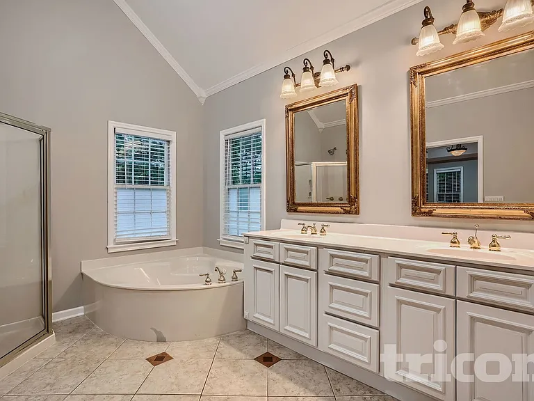5483 Brookstone Dr NW — Photo 8
