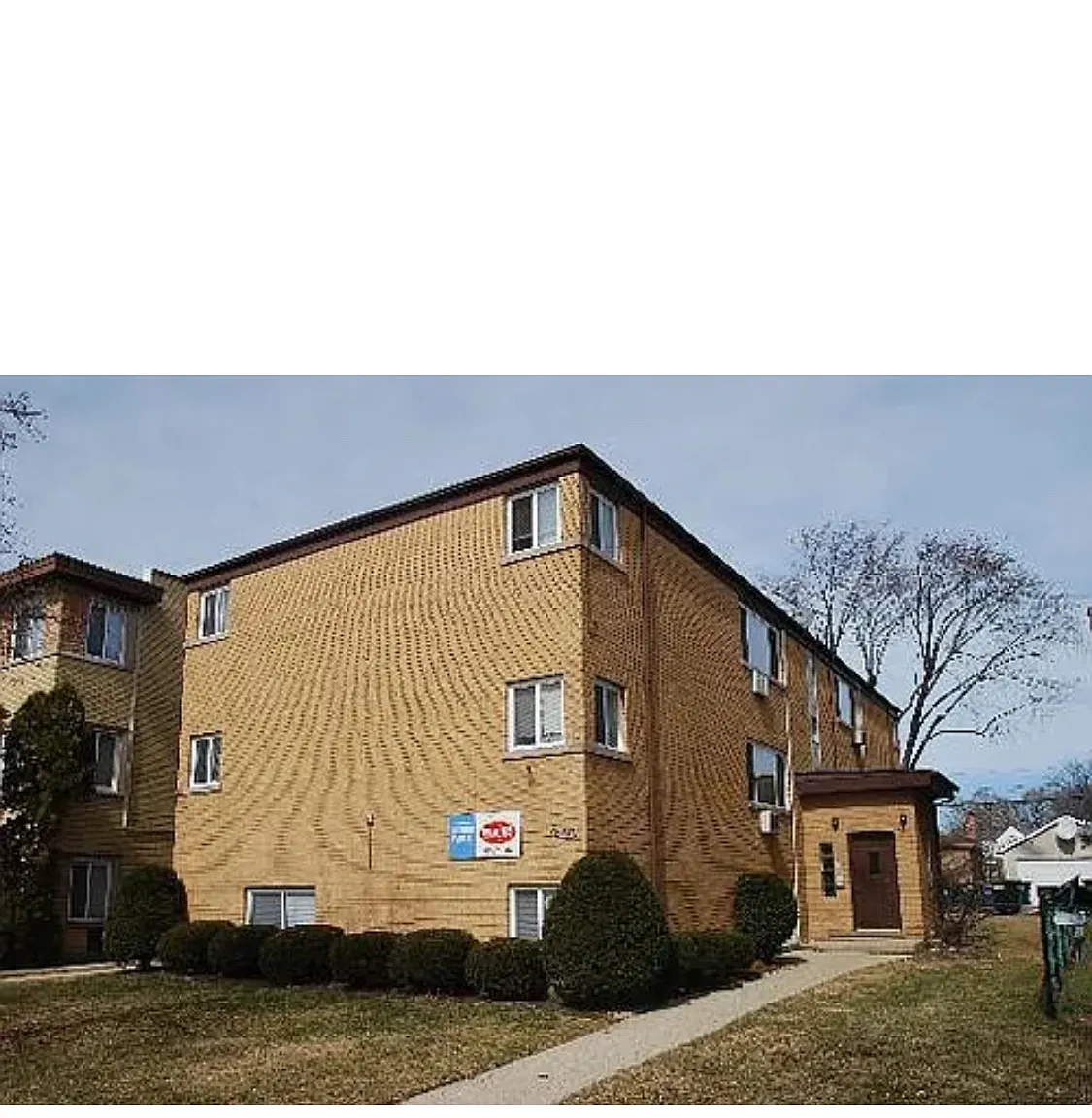 2 bed, 1025 sqft, $1,700 — Photo 1