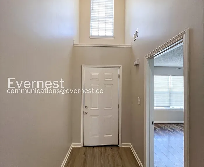 7266 Illinois Central Ave — Photo 6