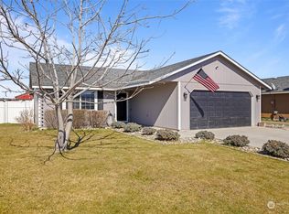 1355 Cypress St, Othello, WA 99344