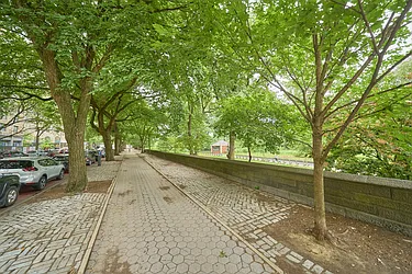 Rented by Living New York