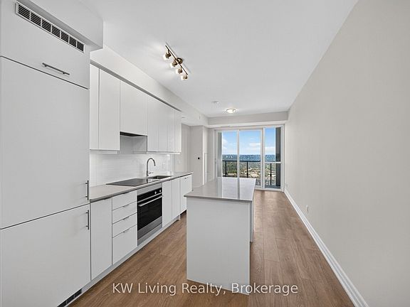 2nd image of 30 Elm Dr W #3502