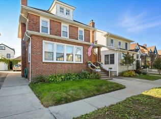 430 W Walnut St, Long Beach, NY 11561