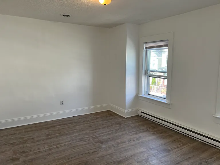 42 Gorham St — Photo 12