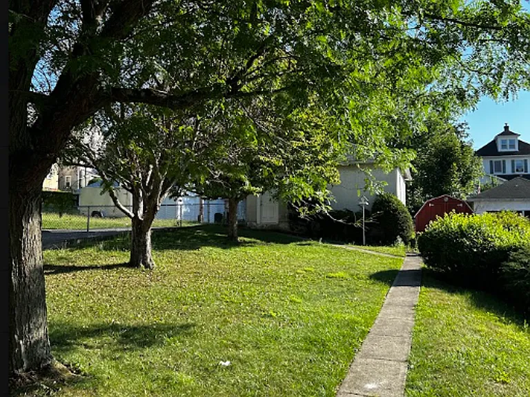 540 Ripple St — Photo 15
