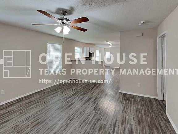3rd image of 4884 Waterford Dr