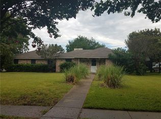 201 Rolling Ridge Ct, Crandall, TX 75114