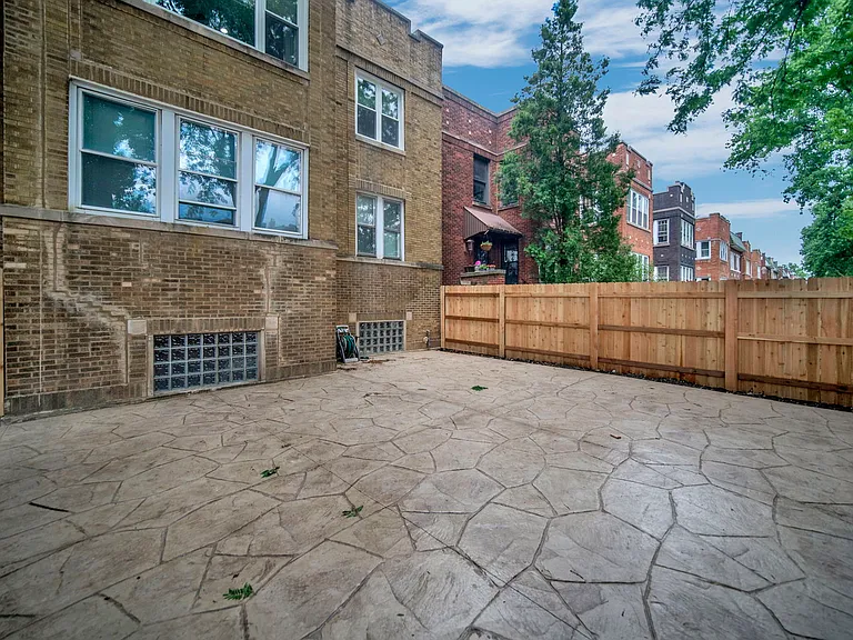 3234 W Waveland Ave #2 — Photo 29